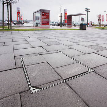 ACO Access Cover PAVING | West Gate | HR